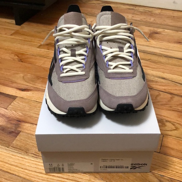 Reebok sneakers - Picture 1 of 5